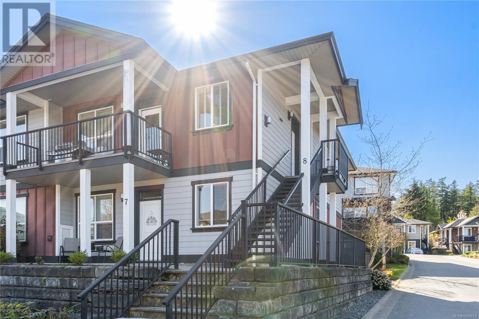 512 Jim Cram Dr Unit 8 Dr, Ladysmith, BC V9G 0B1