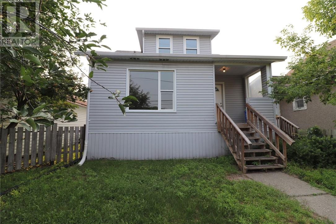 381 Melvin, Sudbury, ON P3C 4X2