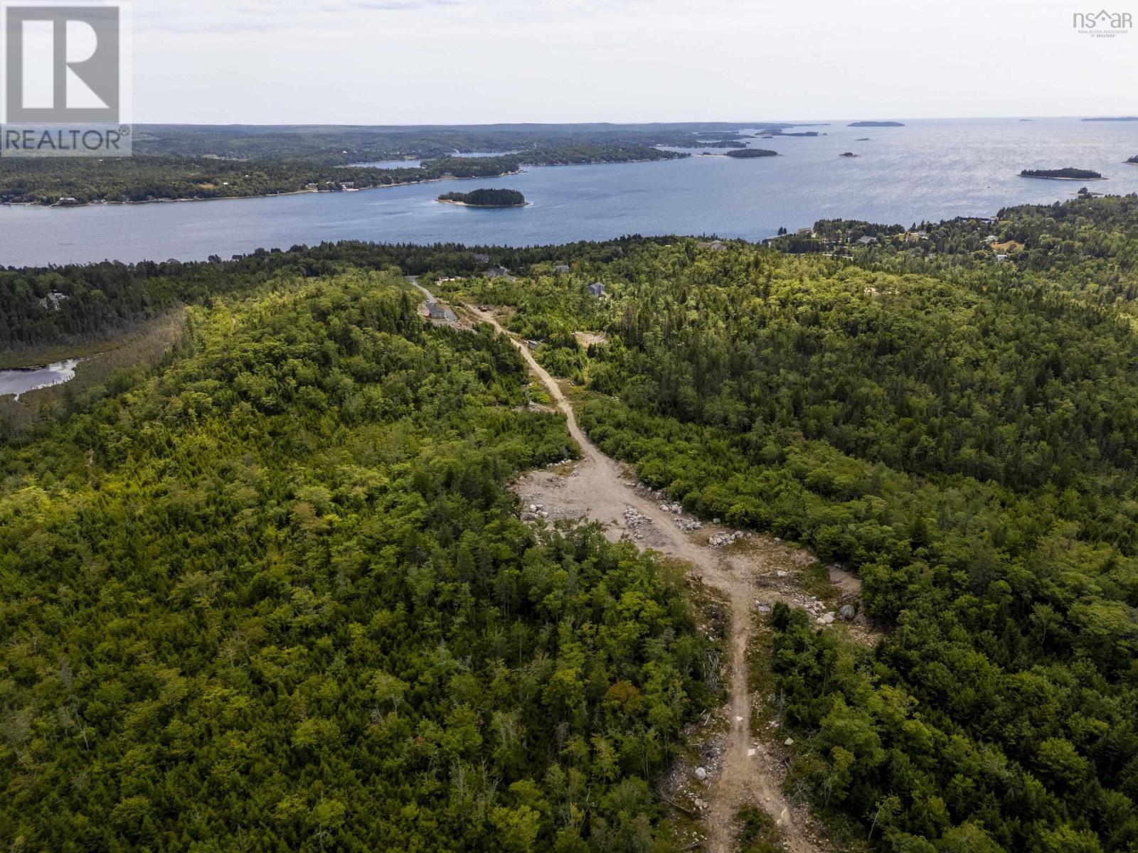 166 Hillside Dr, Boutiliers Point, NS B3Z 1W8