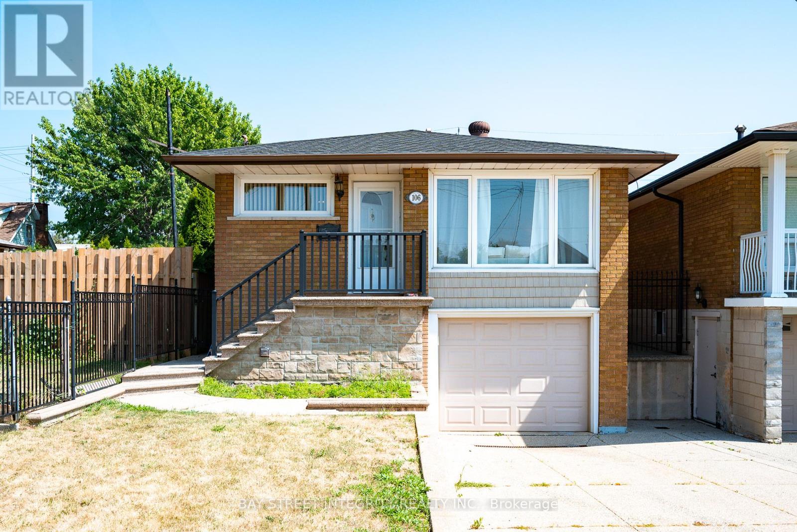 106 Beland Ave N, Hamilton, ON L8H 6C1