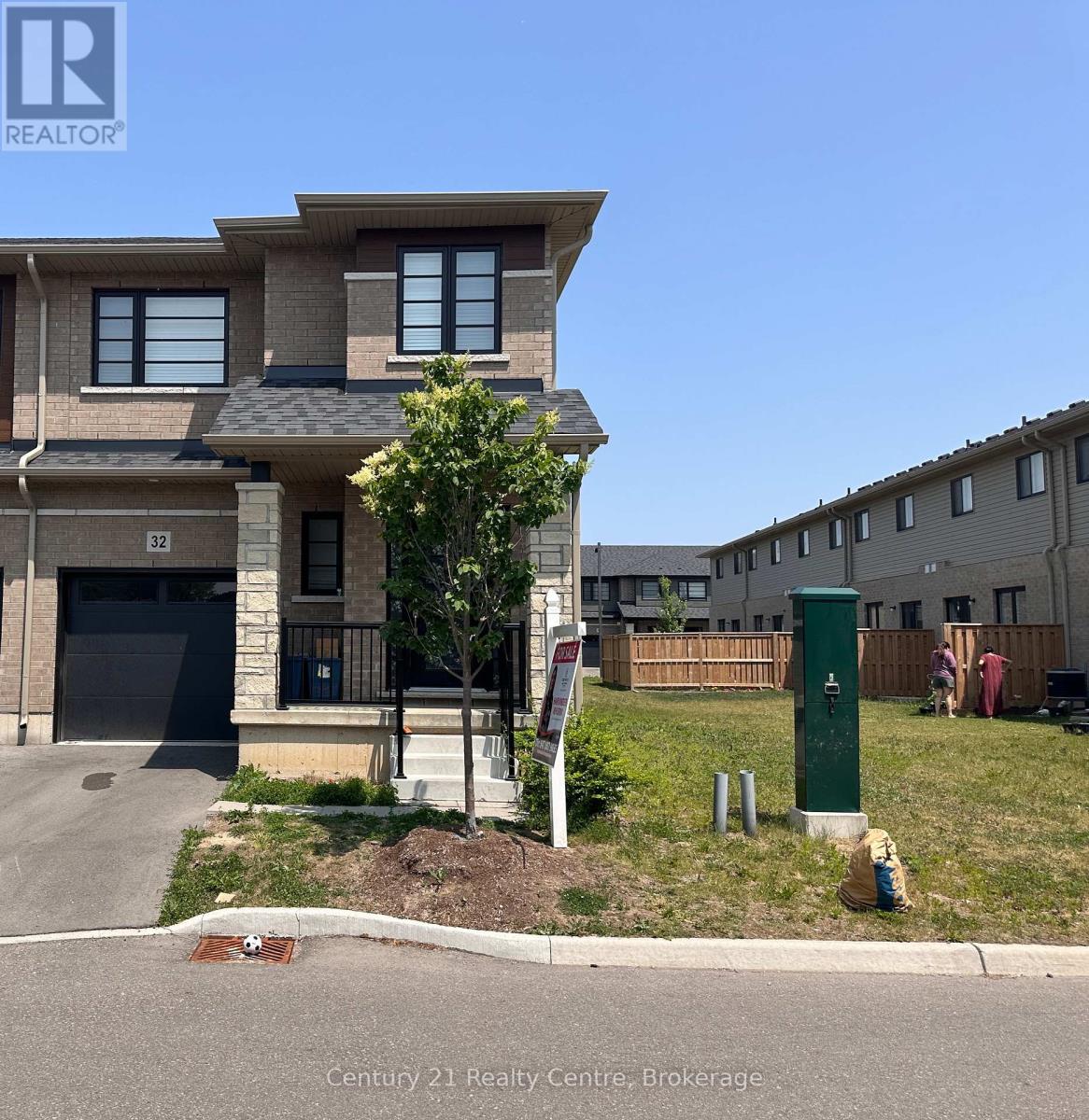 520 Grey St #32 St, Brantford, ON N3S 1K0