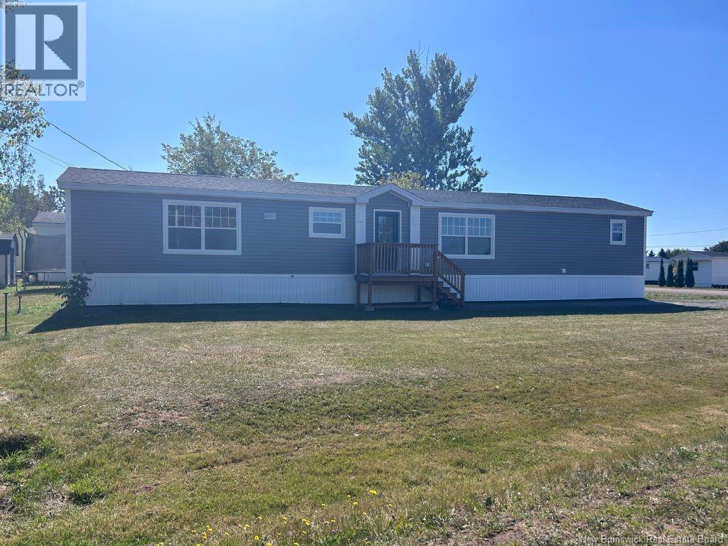 27 Dupuis Ave, Moncton, NB E1H 1E2