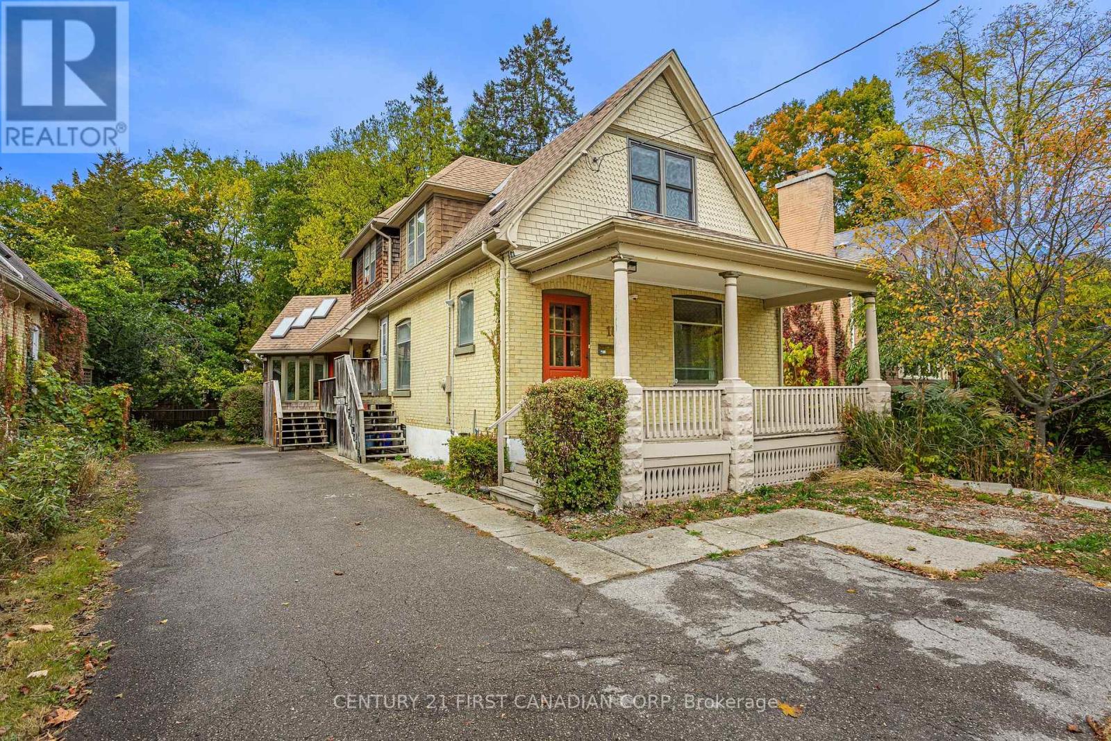 16 Woodward Ave, London, ON N6H 2G7