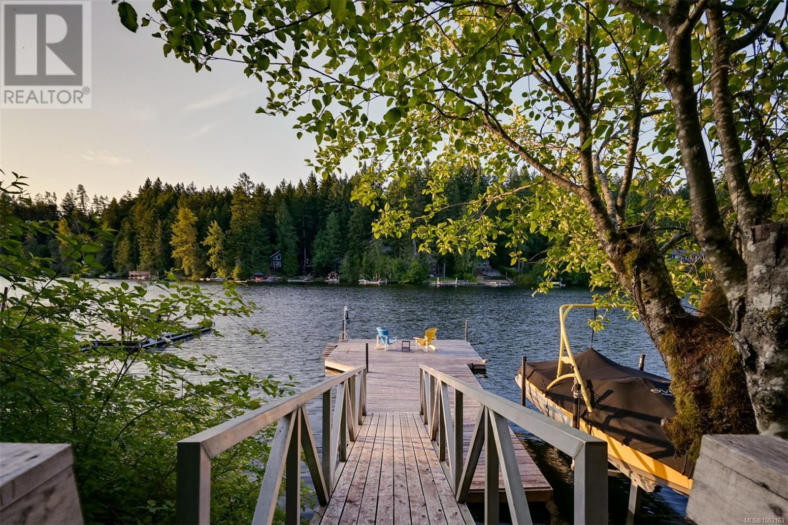 2717 W Shawnigan Lake Rd, Shawnigan Lake, BC V8H 2E3