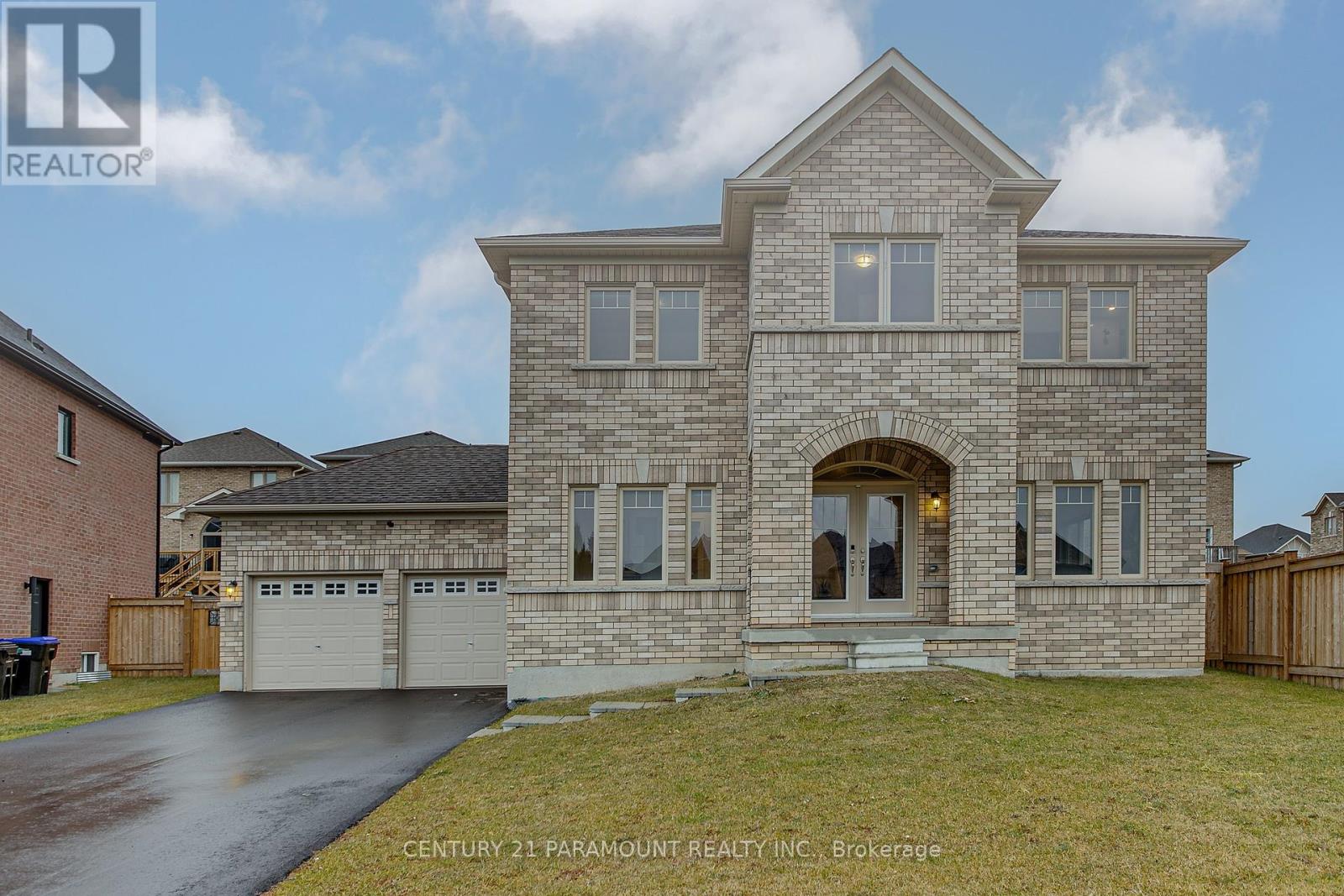46 Ridgeview Ct, Bradford West Gwillimbury, ON L3Z 0R9