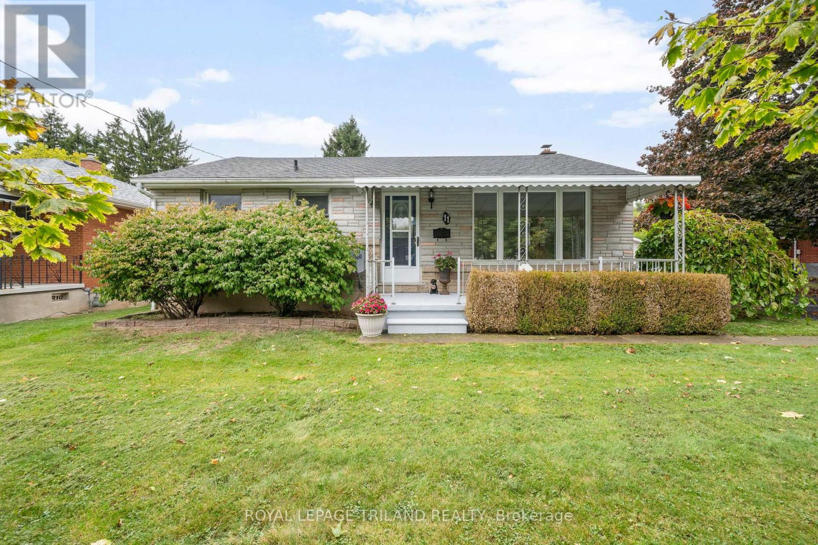 11 Patricia St, St. Thomas, ON N5P 2C7