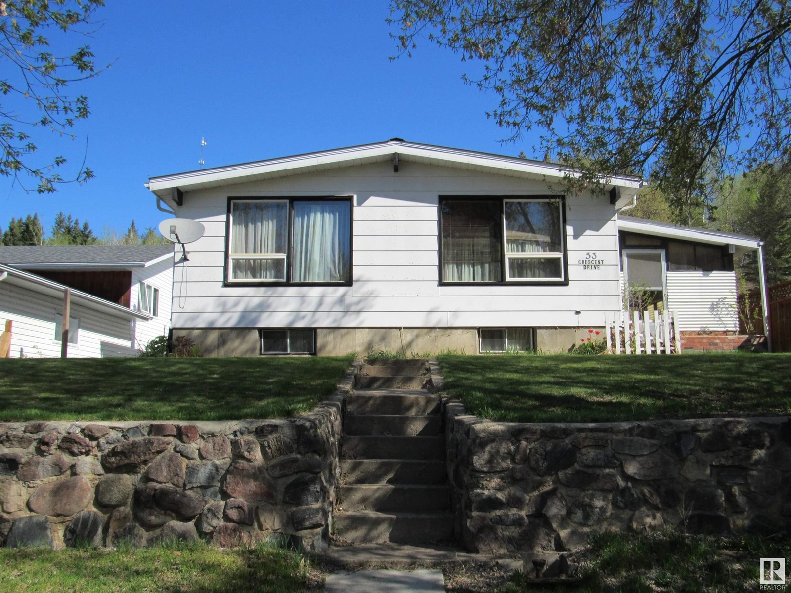 53 Crescent Dr, Woodlands County, AB T0G 1A0
