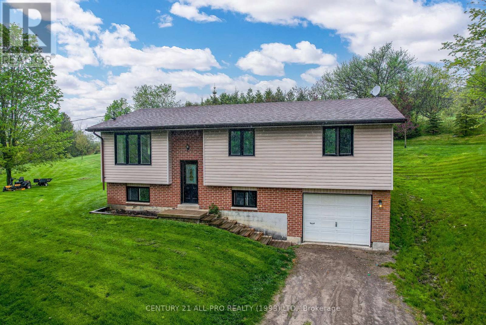 3791 Harwood Rd, Hamilton, ON K0K 1C0