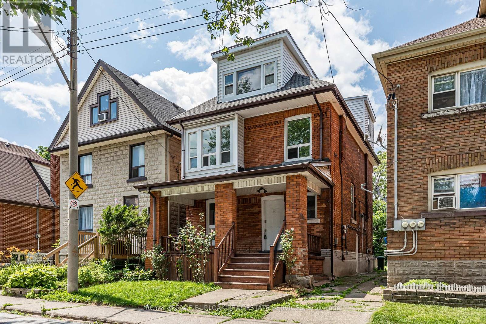 22 Myrtle Ave, Hamilton, ON L8M 2E9