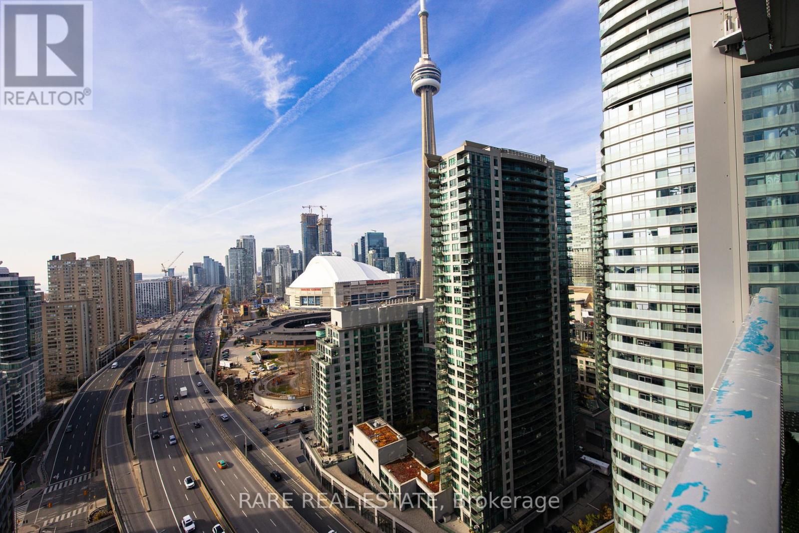 2510 10 York St, Toronto, ON M5J 0E1