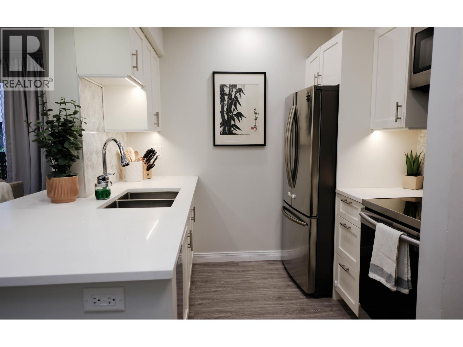 365 Ginger Drive Unit 19, New Westminster, BC V3M 6W3