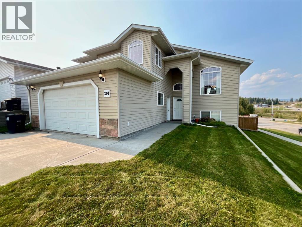 294 Tocher Ave, Hinton, AB T7V 1L2