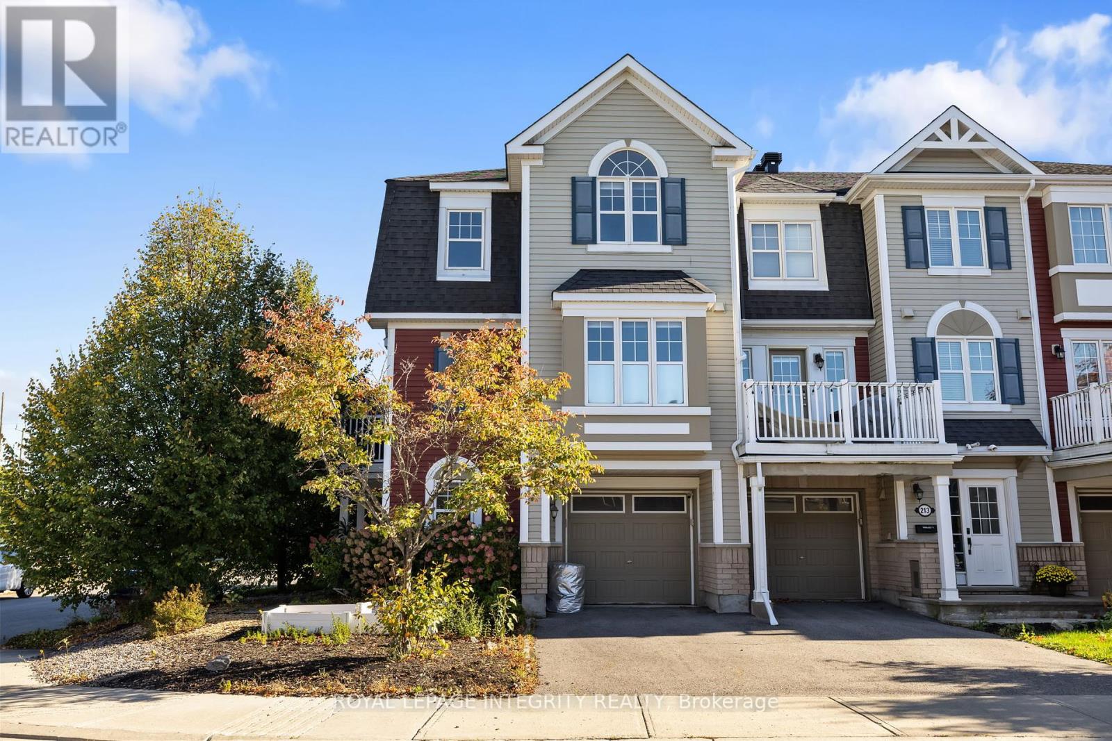 211 Bensinger Way, Ottawa, ON K2S 0P1