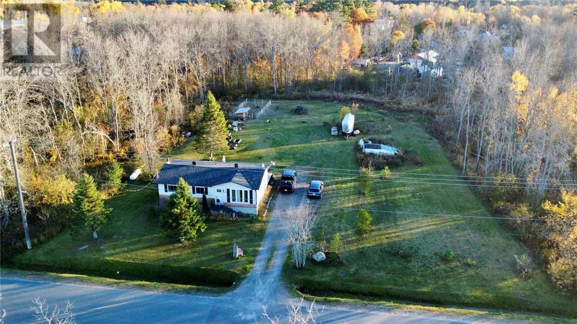 29 Noble, Killarney, ON P0M 2A0