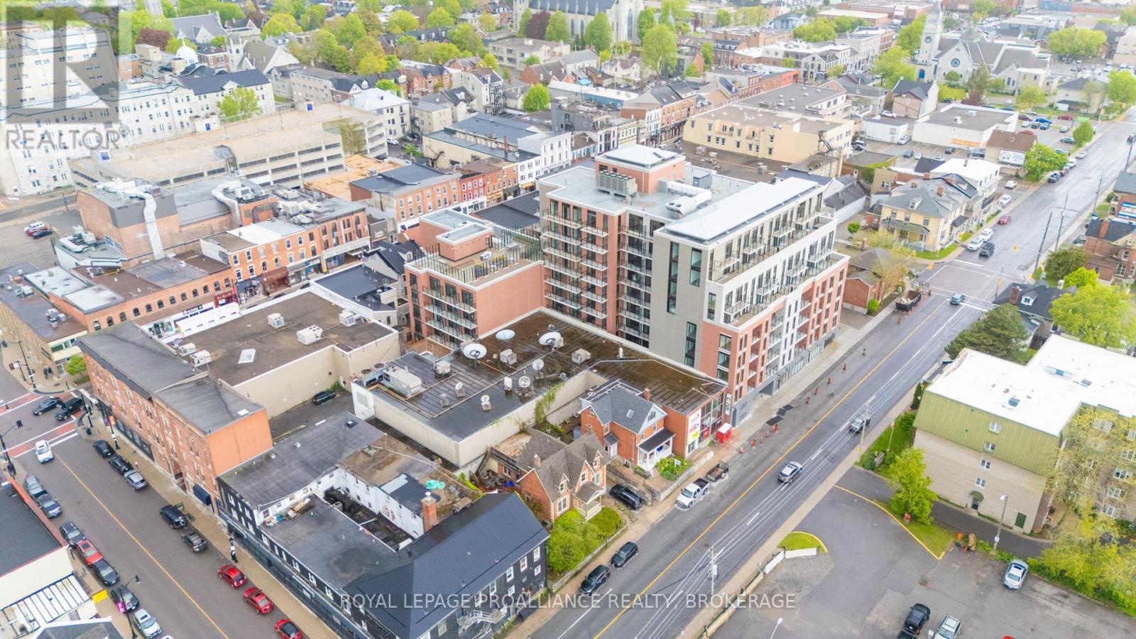 610 223 Princess St, Kingston, ON K7L 1B3