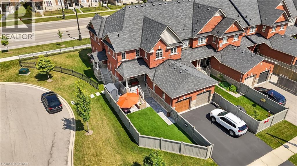 100 Burke St, Hamilton, ON L0R 2H1