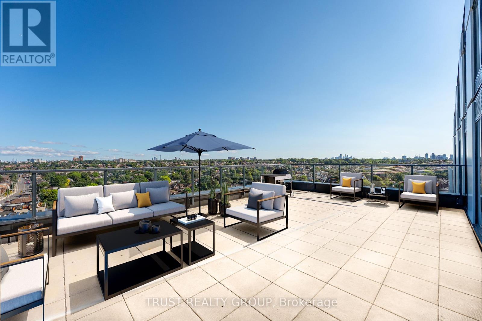 1102 1808 St Clair Ave W, Toronto, ON M6N 0C1