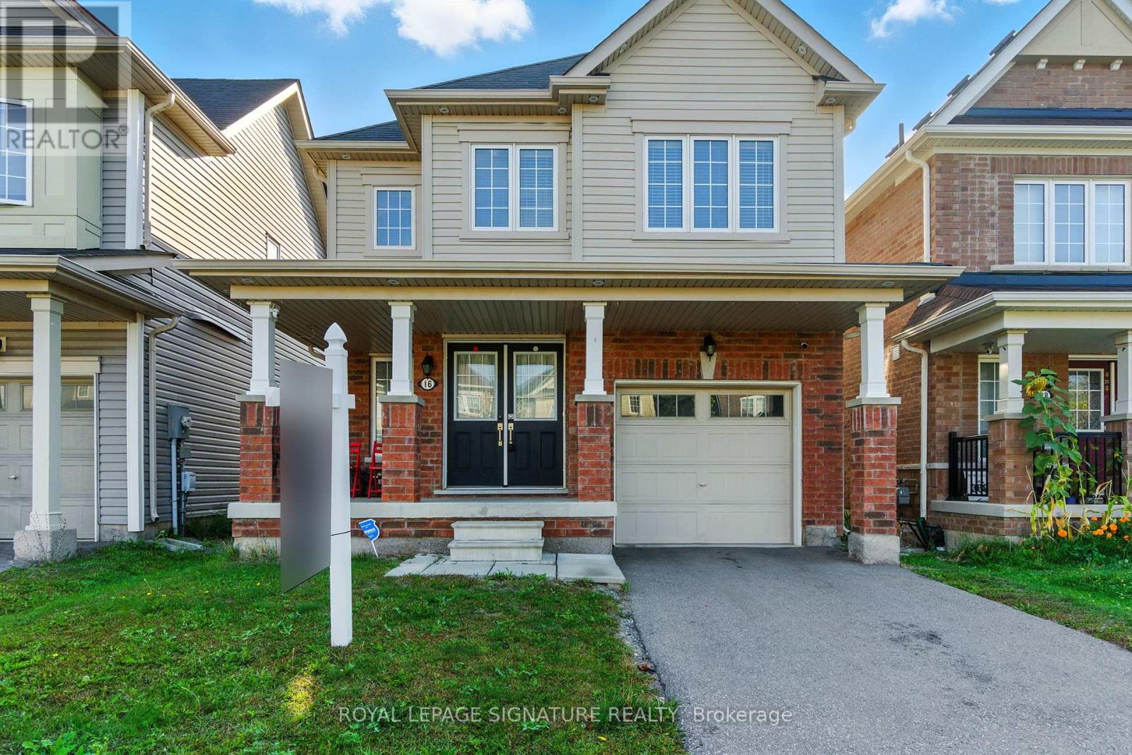 16 Froggy Dr, Thorold, ON L3B 0G9