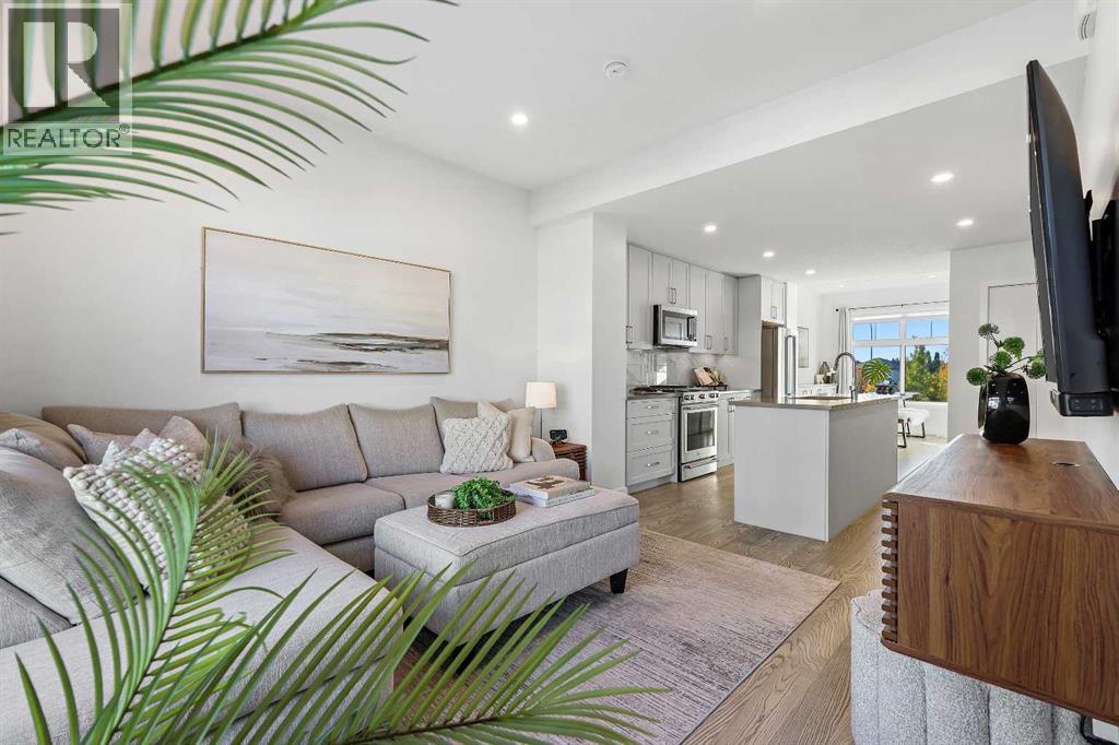 119 Les Jardins Park SE, Calgary, AB T2C 5V3