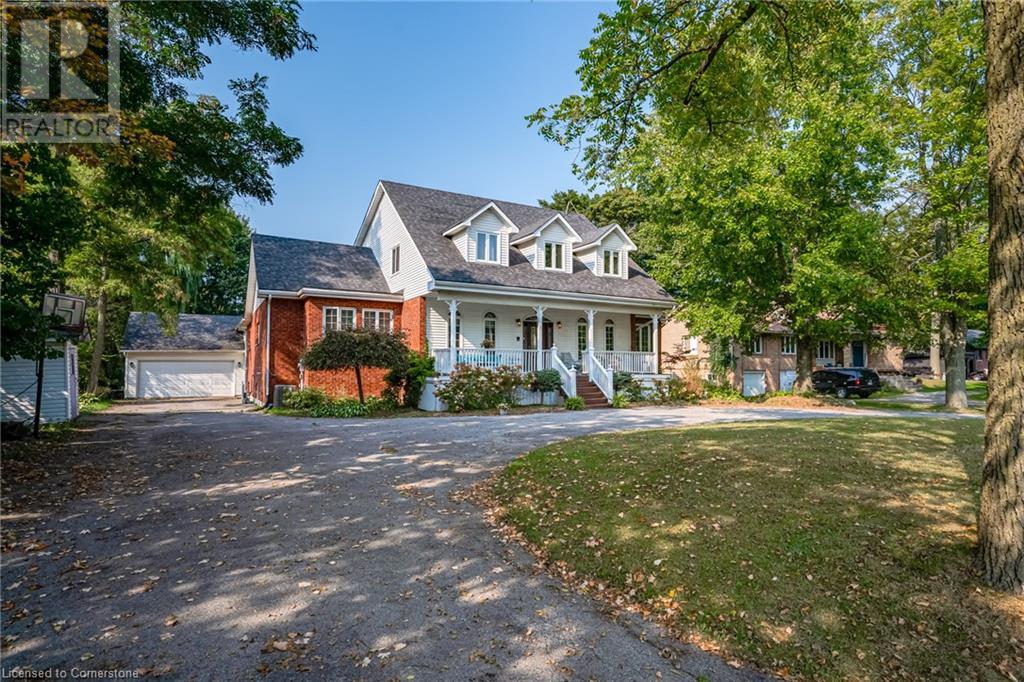 163 Book Rd W, Hamilton, ON L9G 3L1
