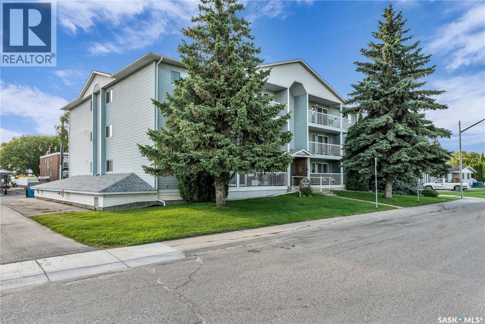 918 Argyle Avenue Unit 302, Saskatoon, SK S7H 2W1