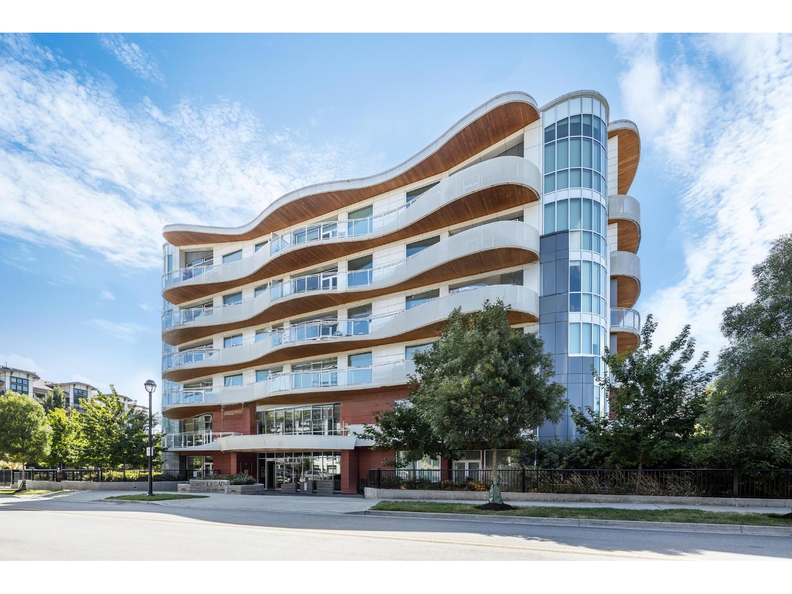 20416 Park Avenue Unit 502, Langley, BC V3A 0N2