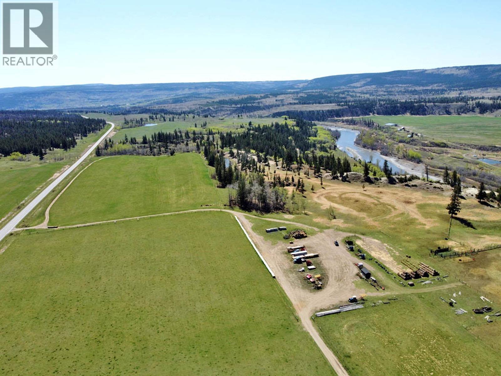 6547 Chilcotin 20 Hwy, Chilcotin, BC V0L 1K0