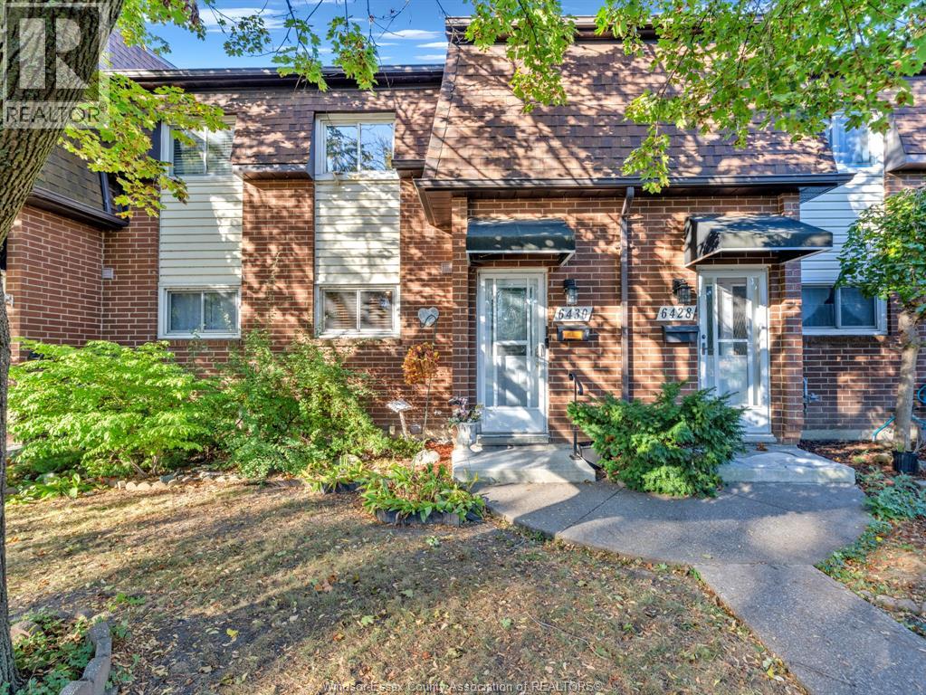 6430 Thornberry, Windsor, ON N8T 2W9