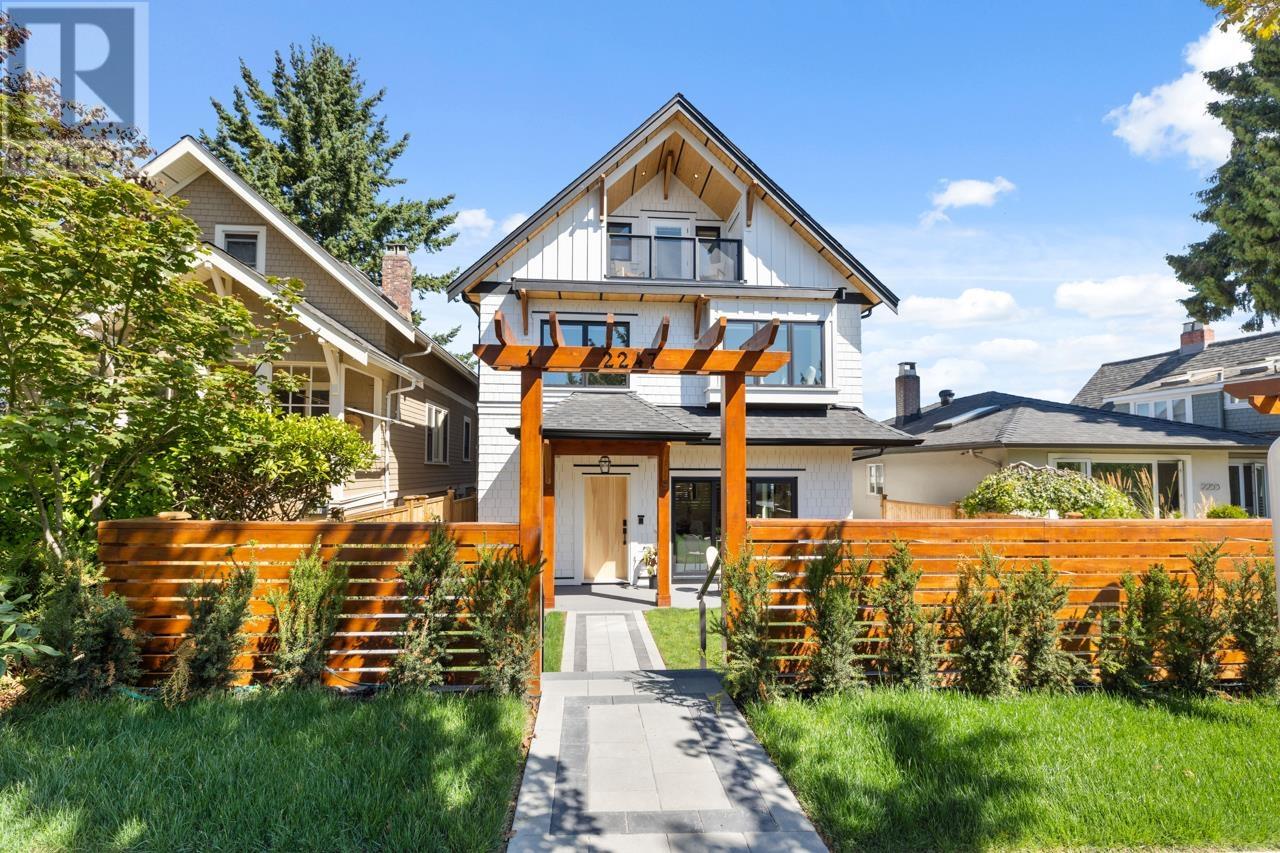 2247 Parker Street Unit 1, Vancouver, BC V5L 2L8