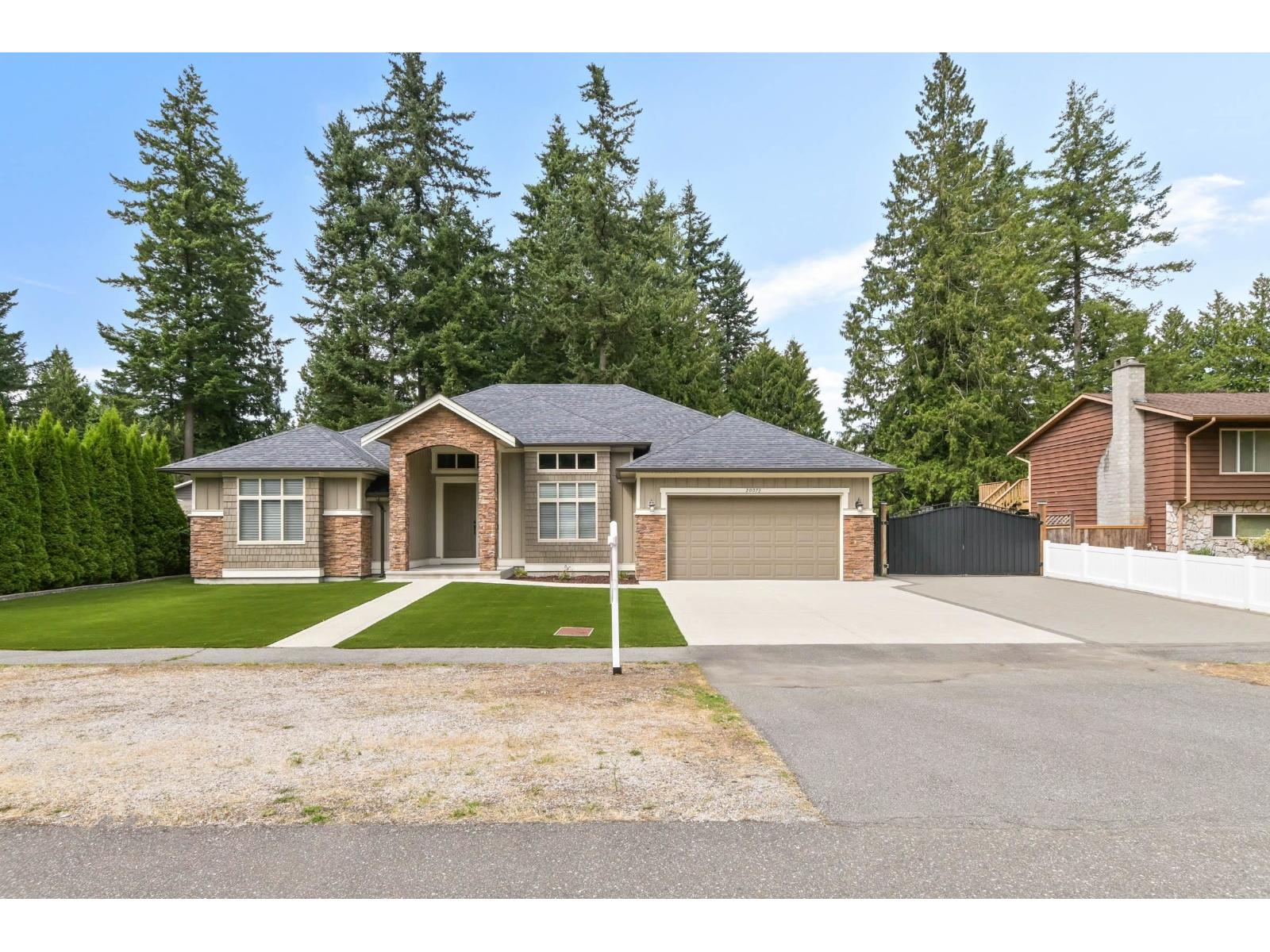 38 Avenue Unit 20073 #b, Langley, BC V3A 6H6
