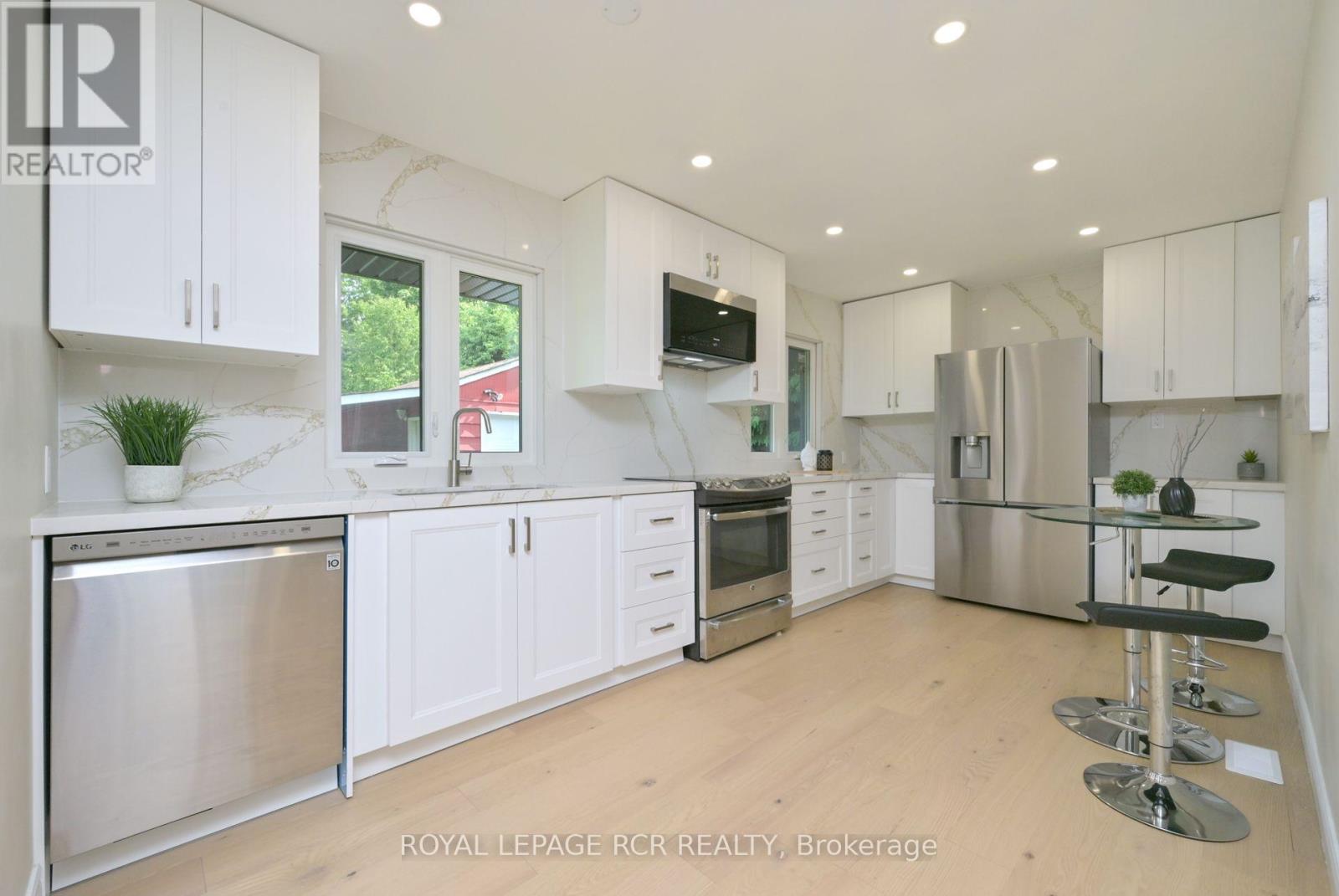 218 Elizabeth St, Orangeville, ON L9W 1C8