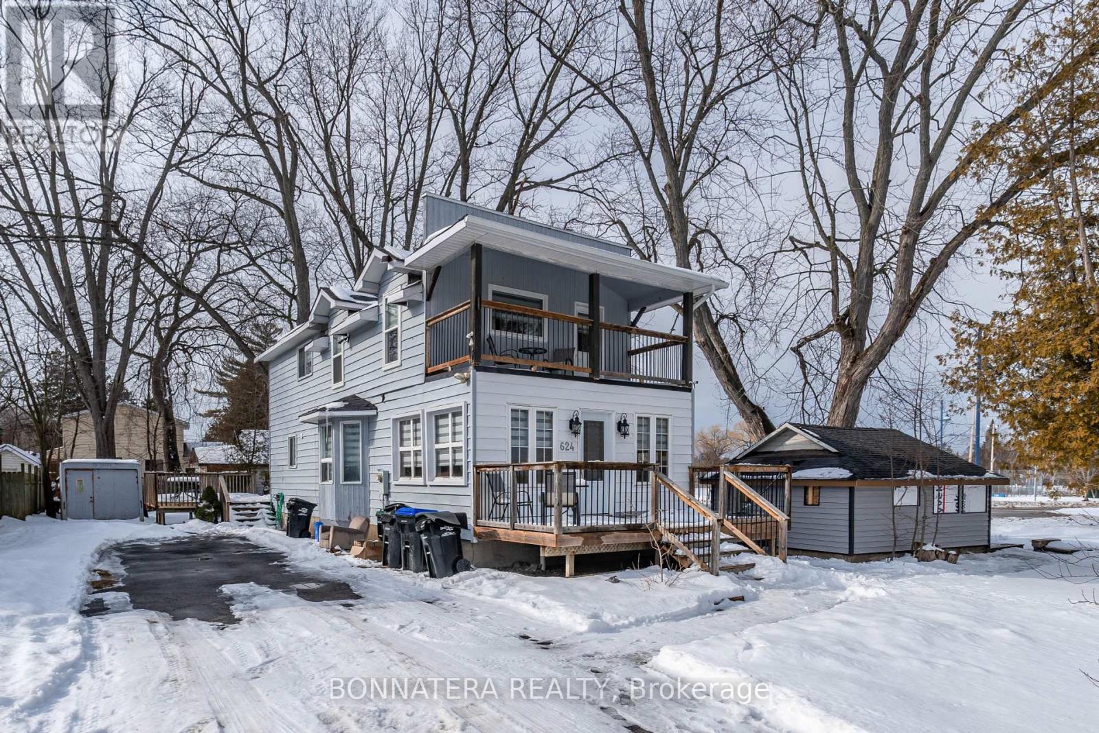 687 Innisfil Beach Rd, Innisfil, ON L9S 4E4