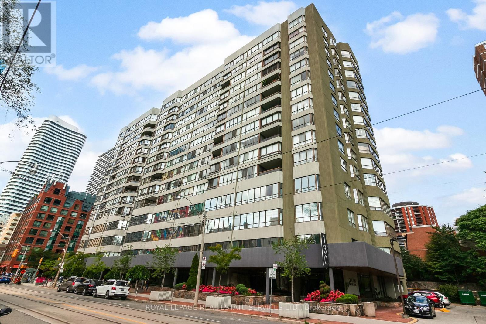 609 130 Carlton St, Toronto, ON M5A 4K3