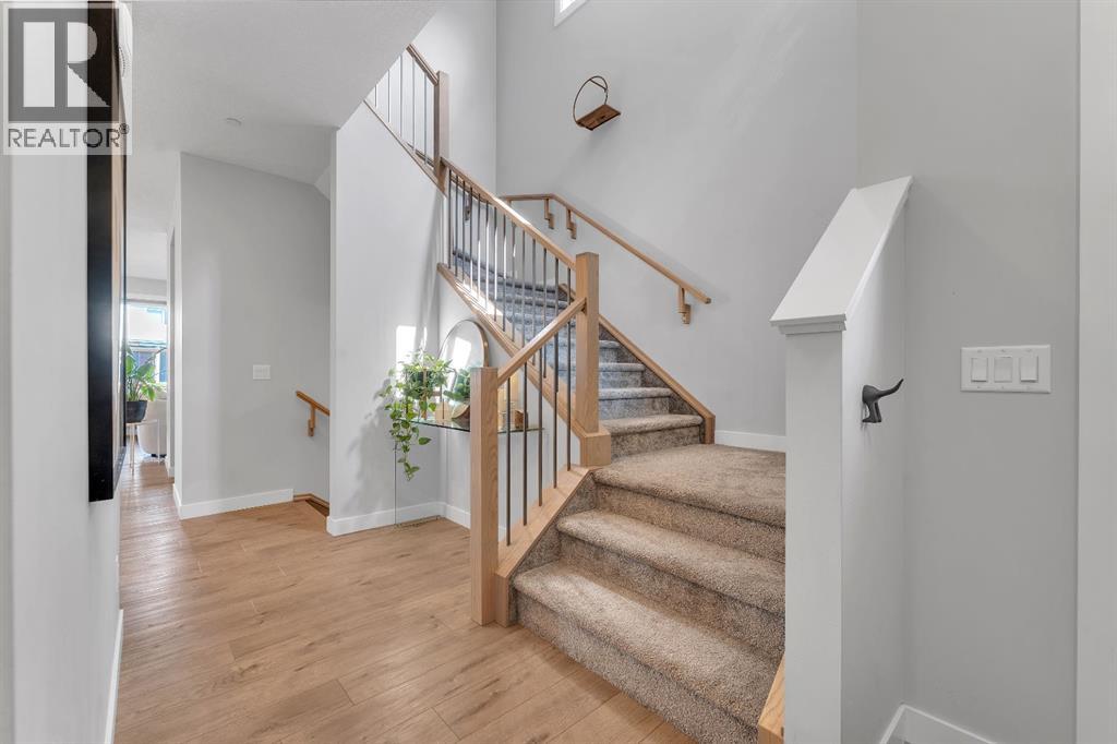 73 Calhoun Cres NE, Calgary, AB T3P 1X9