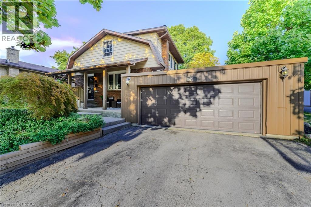 49 Thomson Rd, Simcoe, ON N3Y 4Z6