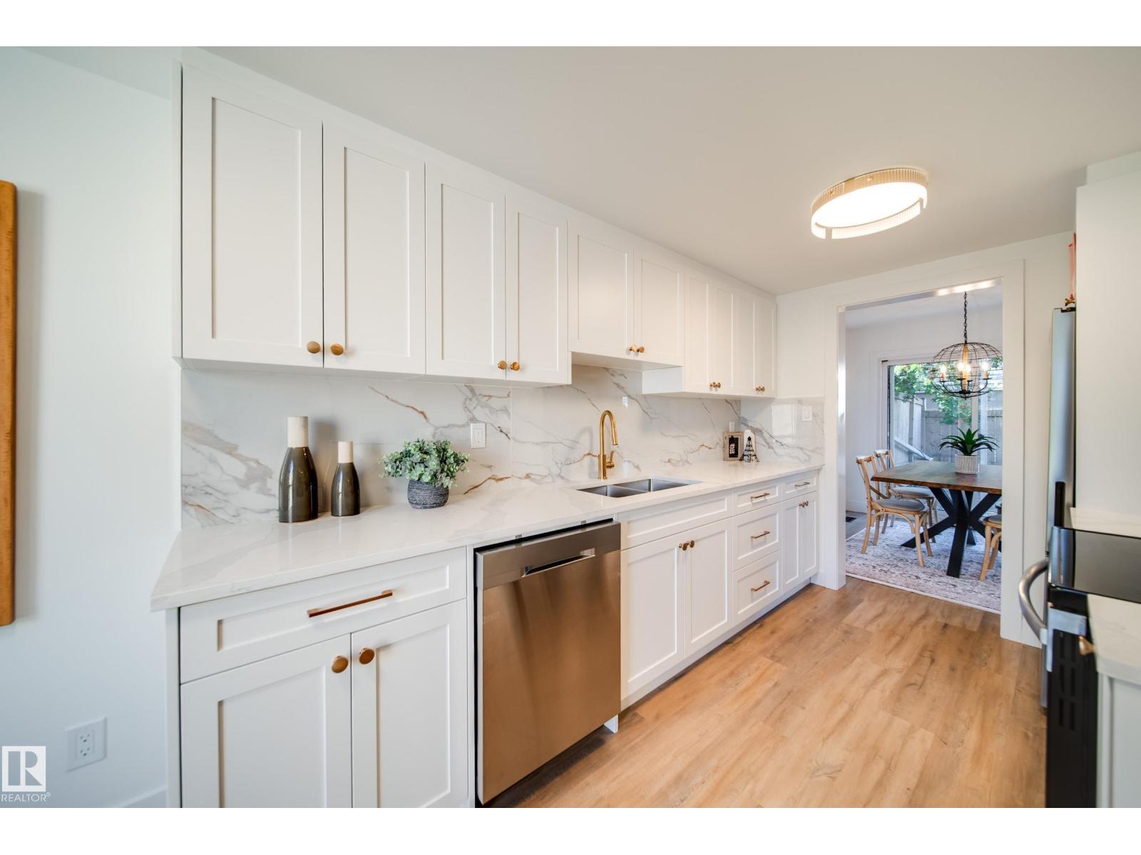 191 Grandin Vg, St. Albert, AB T8N 2J3