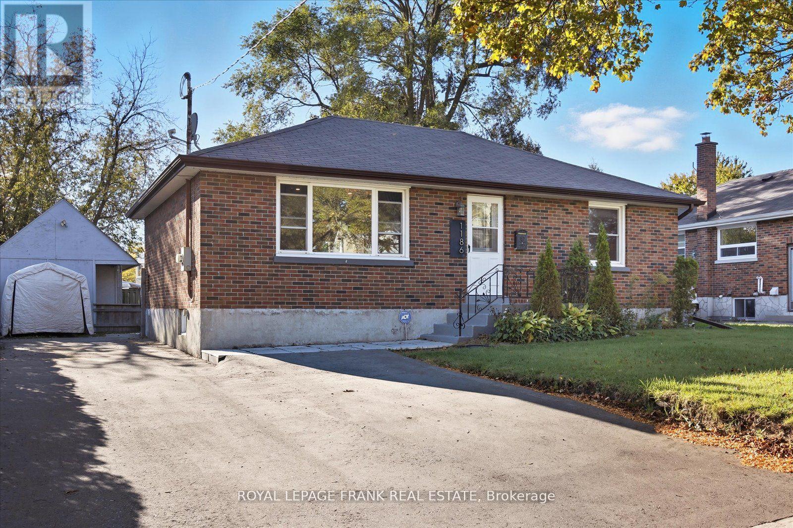 1186 Ravine Rd, Oshawa, ON L1H 4E2