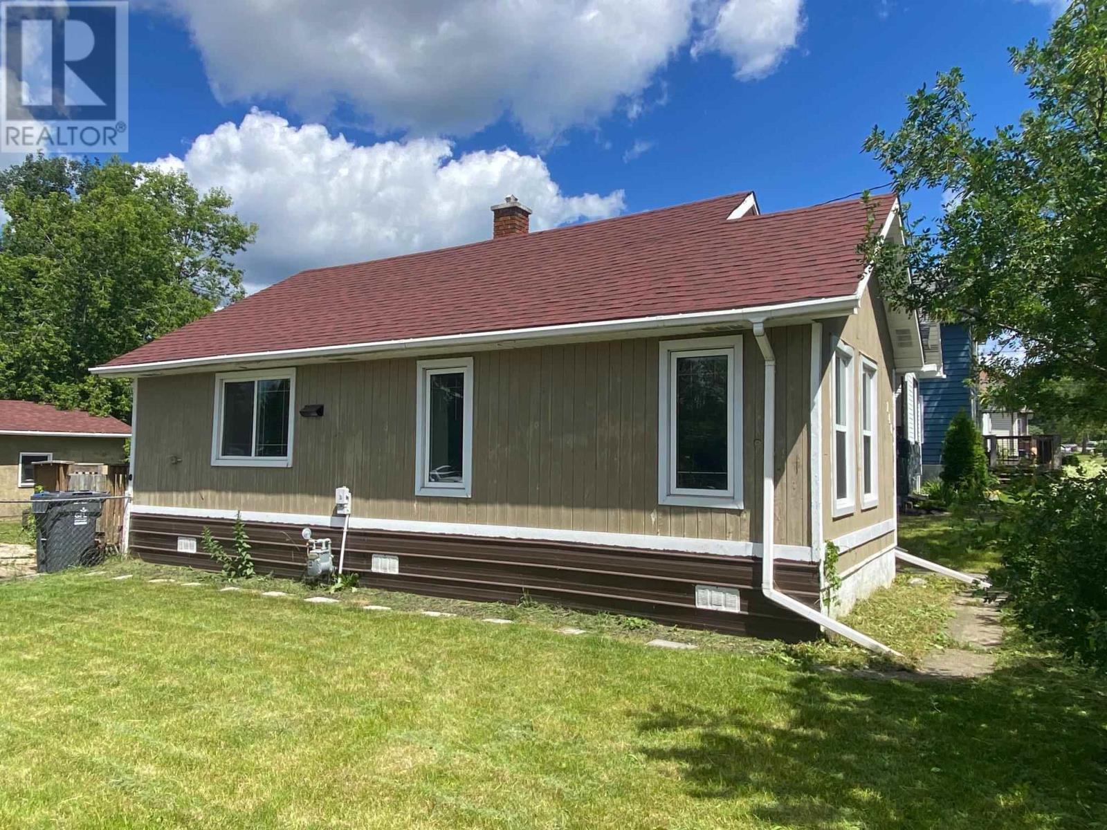 146 Windemere Ave S, Thunder Bay, ON P7B 4M4 MLS TB241965 Houseful