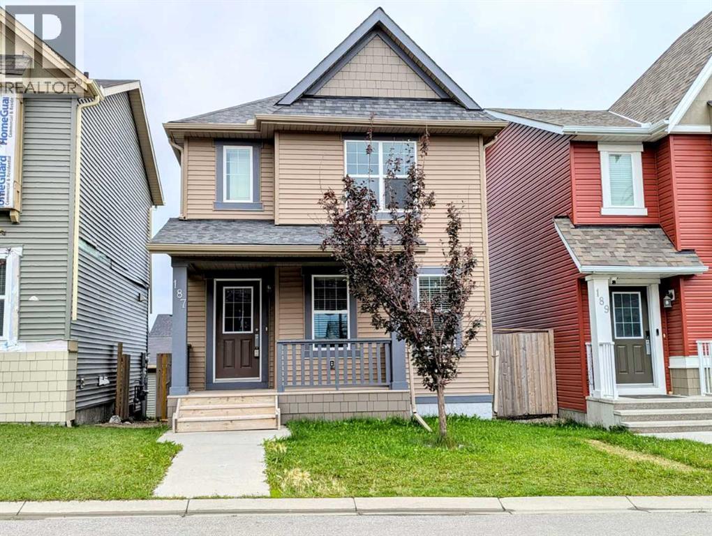 187 Evansborough Way NW, Calgary, AB T3P 0N5