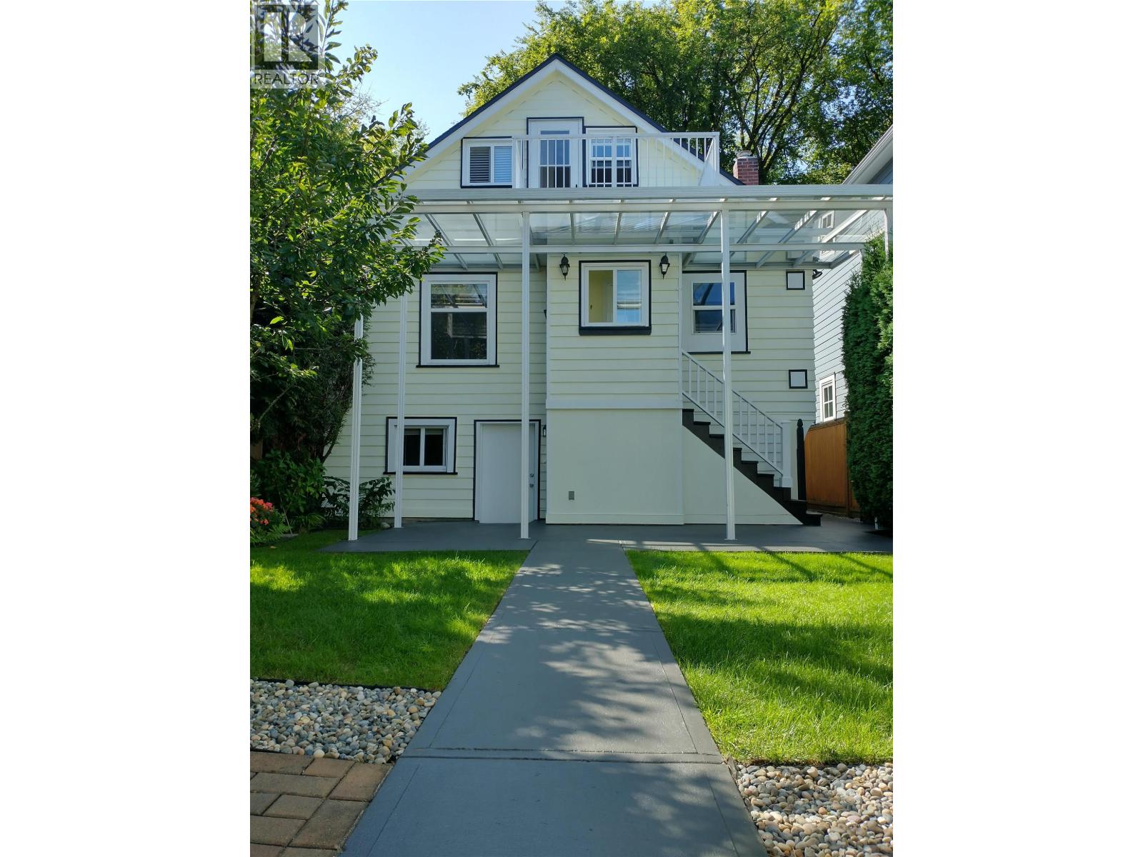 761 W 26th Ave, Vancouver, BC V5Z 2E7
