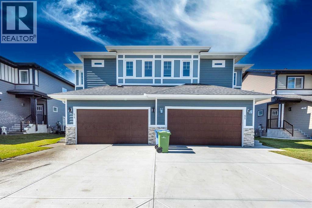 55 Waterford St, Chestermere, AB T1X 2Z6