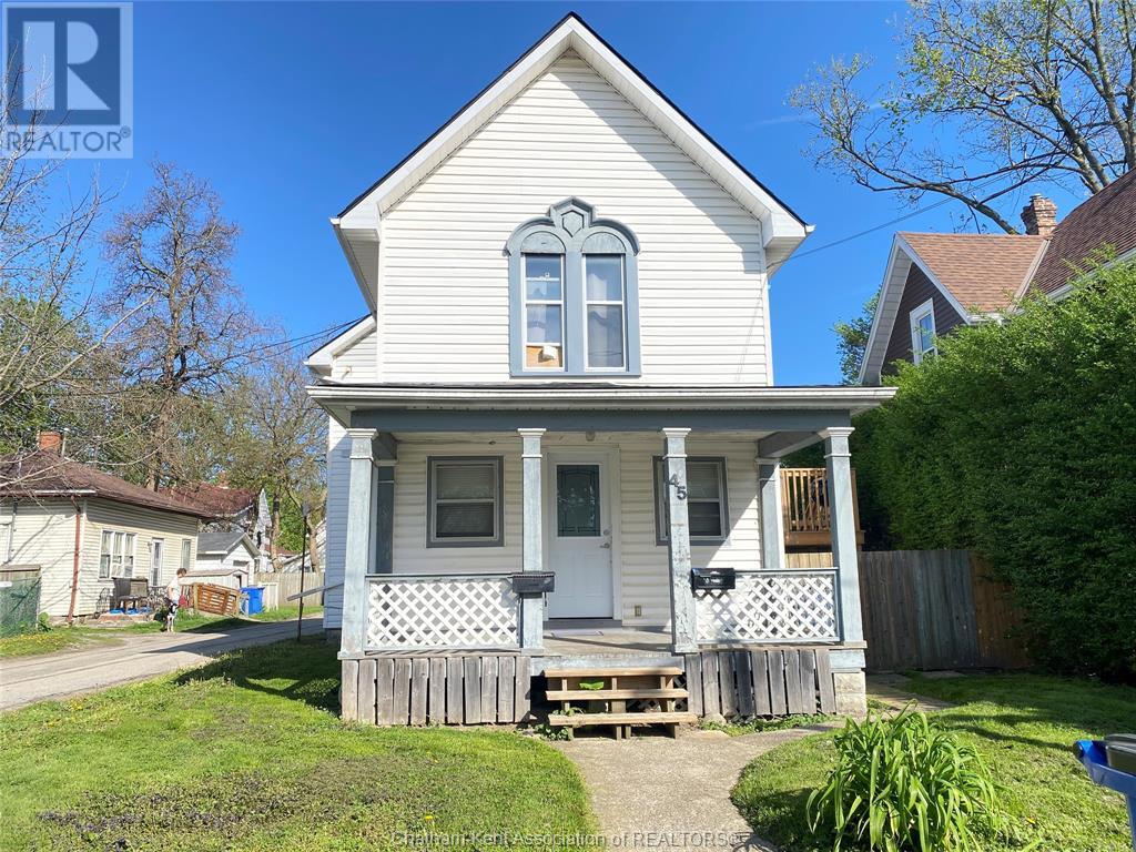 45 Gray St, Chatham-Kent, ON N7M 1S7