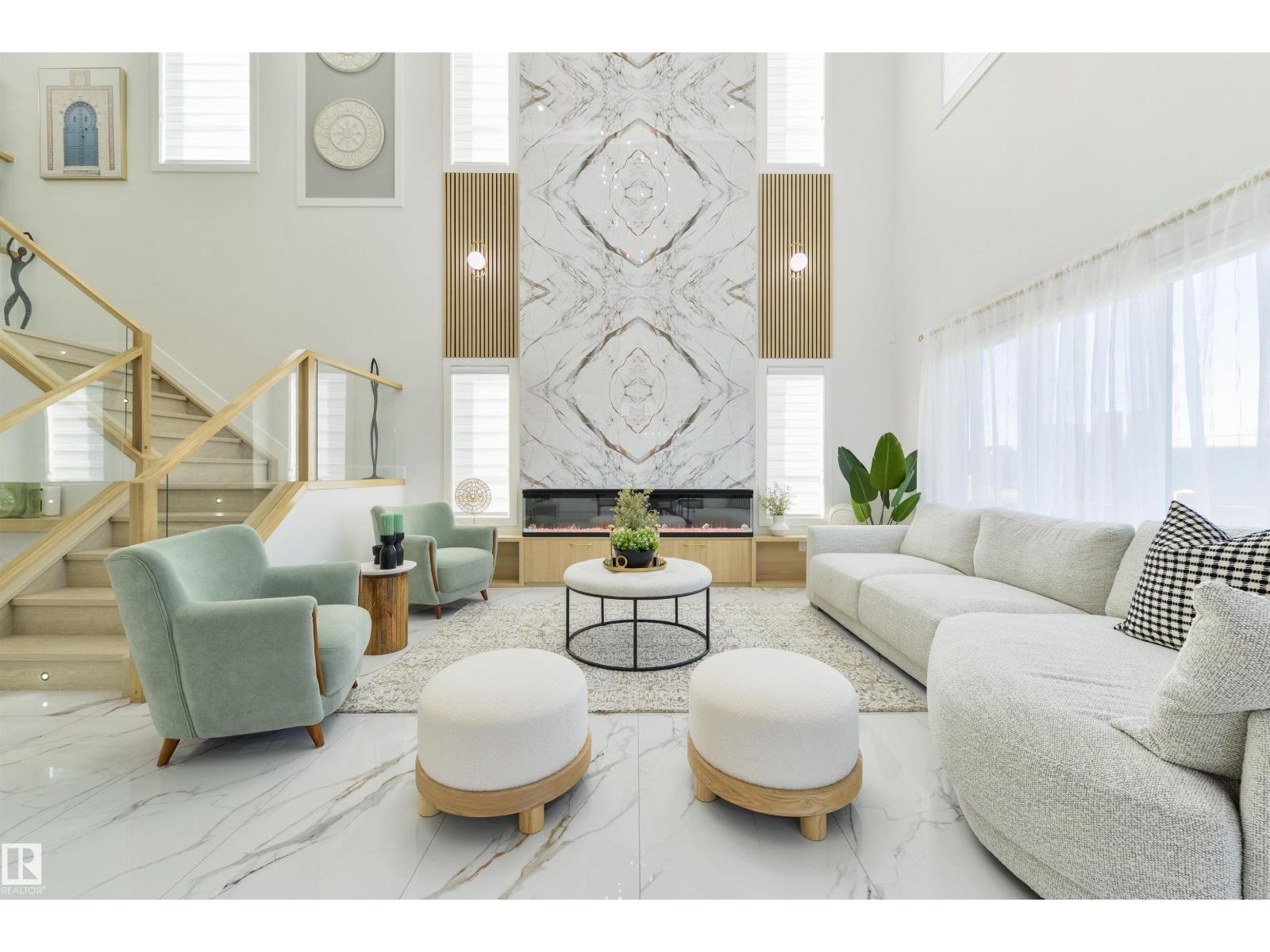 33 St Sw Unit 220, Edmonton, AB T6X 3C7