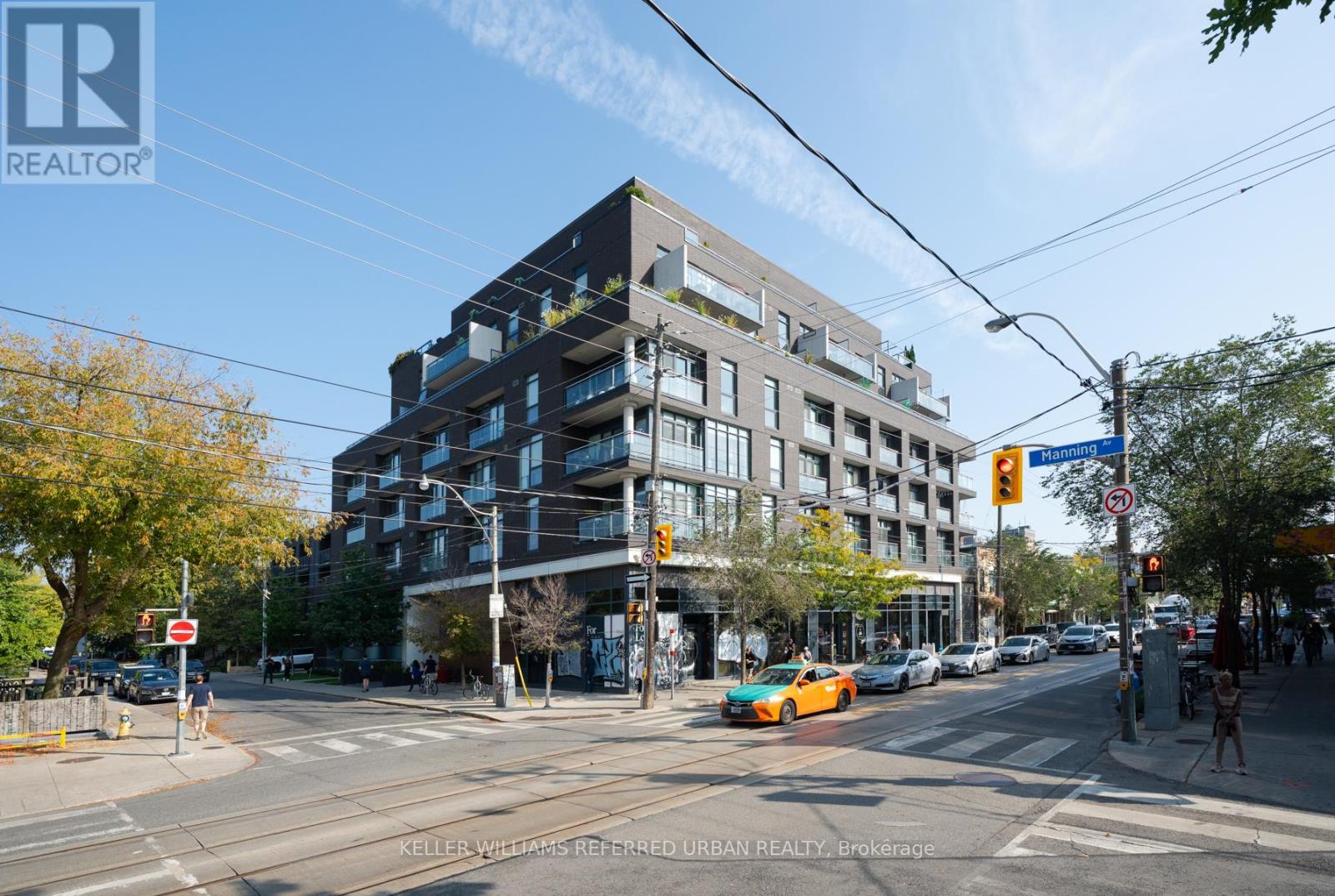 405 205 Manning Ave, Toronto, ON M6J 0E2