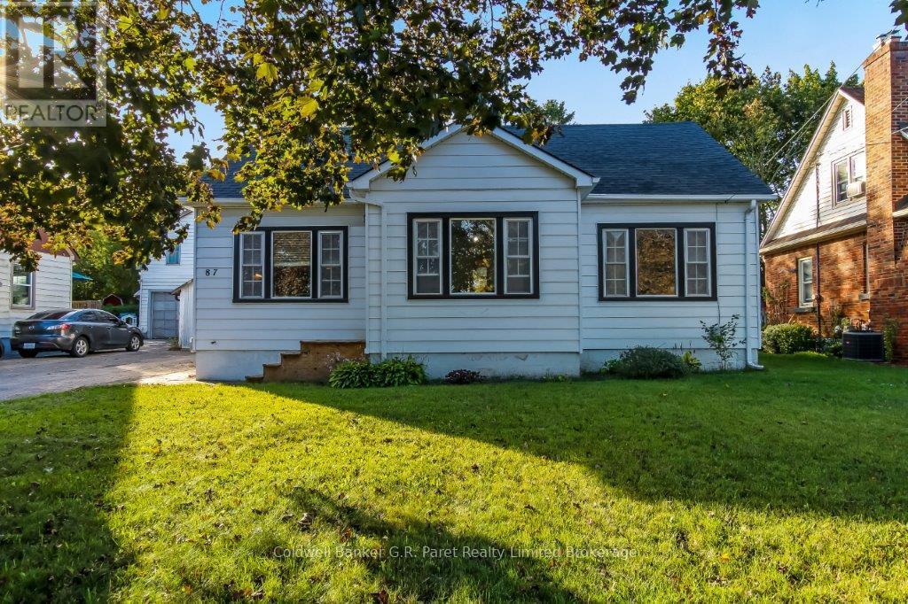87 Vienna Rd, Tillsonburg, ON N4G 3C9