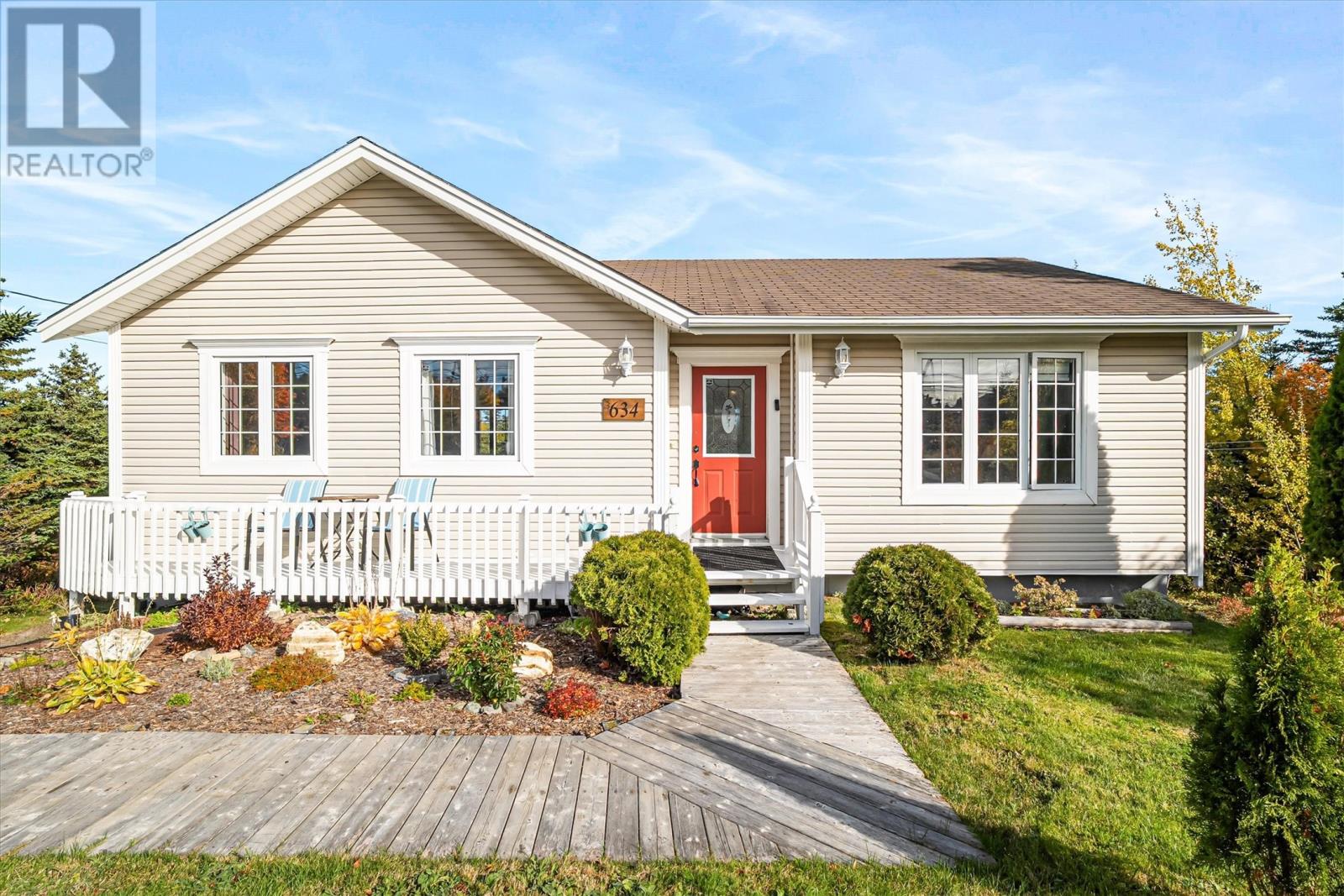 634 Pouch Cove Hwy, Flatrock, NL A1K 1C8