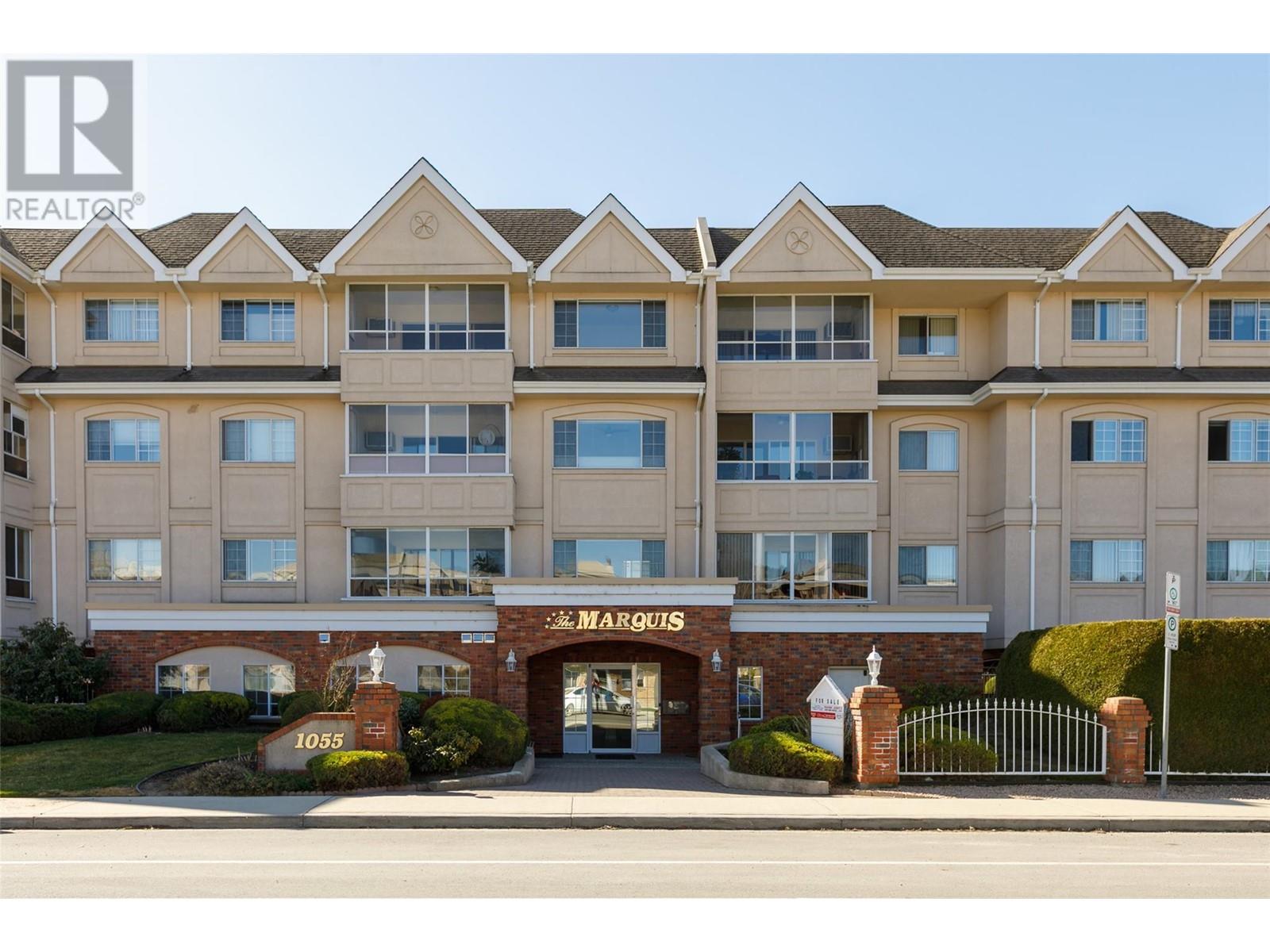 1055 Lawrence Avenue Unit 202, Kelowna, BC V1Y 6M3