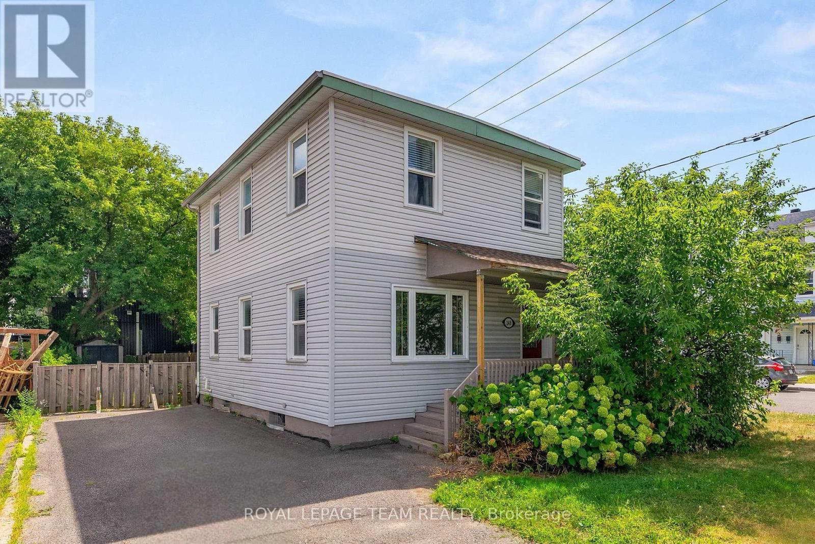 240 Garneau St, Ottawa, ON K1L 7T8