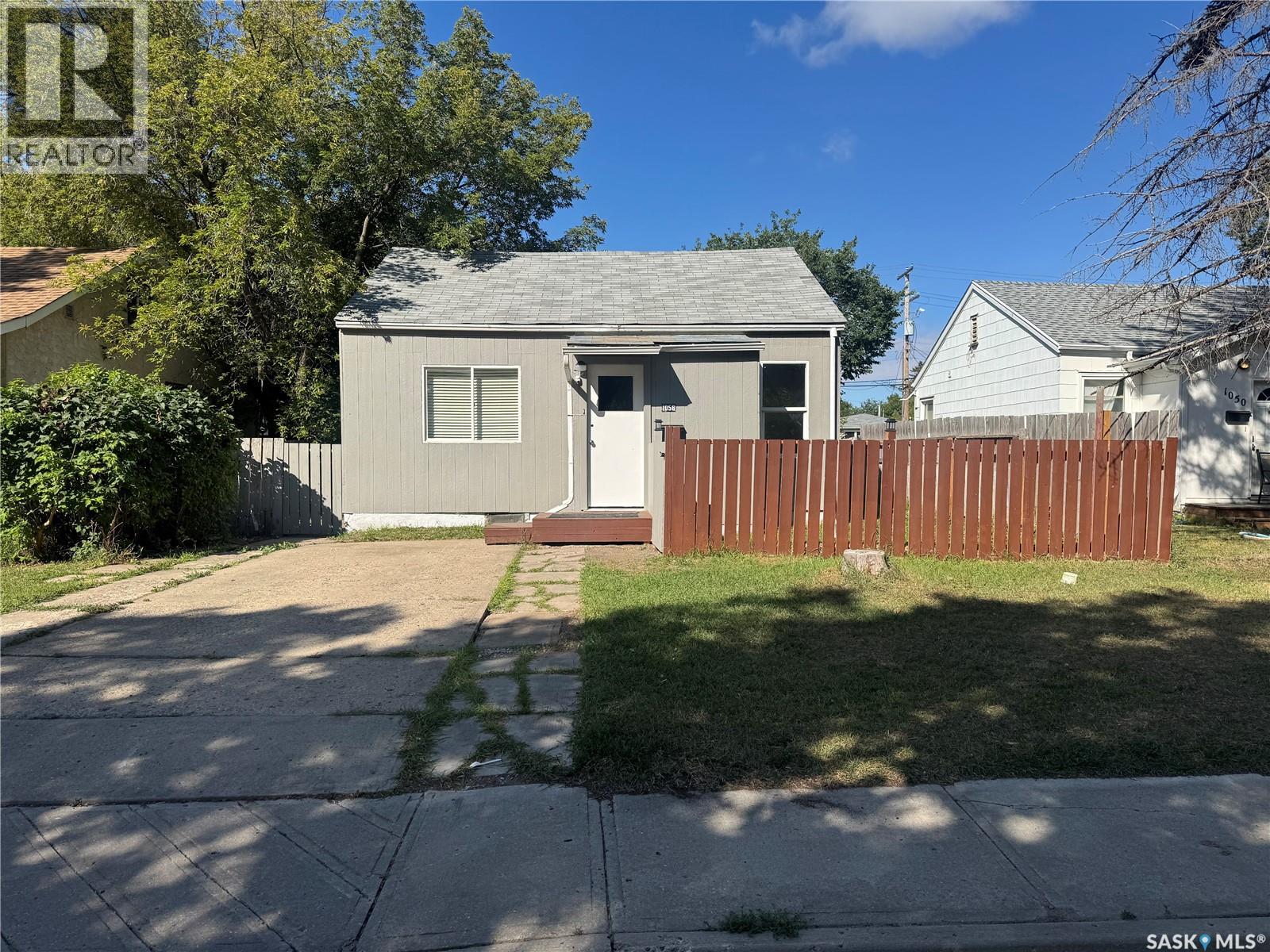 1056 Princess St, Regina, SK S4T 3Y3