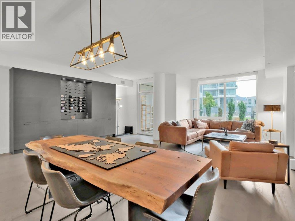 1191 Sunset Drive Unit 401, Kelowna, BC V1Y 9Z5